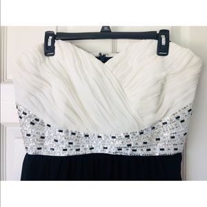 Strapless Formal Dress